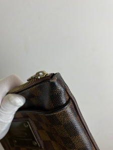 Louis Vuitton damier ebien side bag