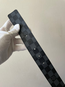 Louis Vuitton damier graphite initials belt sz 34 (fits 28-32)