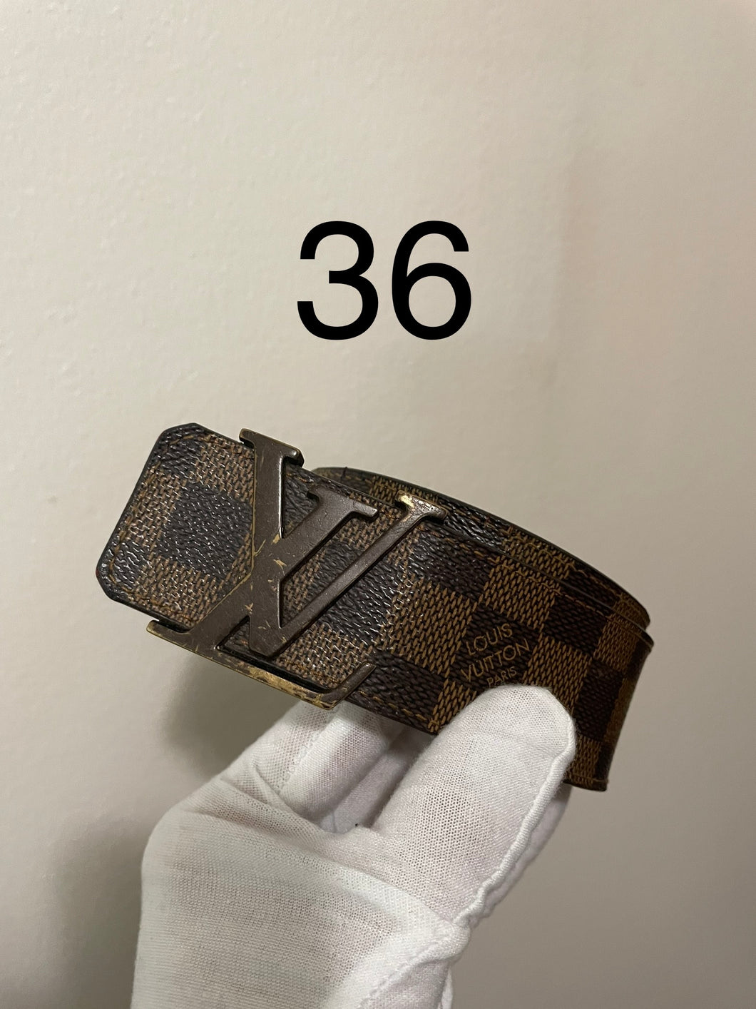 Louis Vuitton damier ebien initials belt sz 36 (fits 30-34)