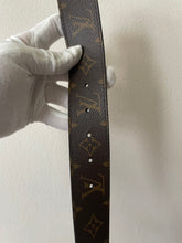 Load image into Gallery viewer, Louis Vuitton monogram reversible initials belt sz 44 (fits 38-42)