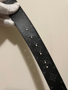 Louis Vuitton monogram eclipse reversible initials belt sz 38 (fits 32-36)
