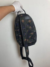 Load image into Gallery viewer, Mcm avenue sling bag with dustbag