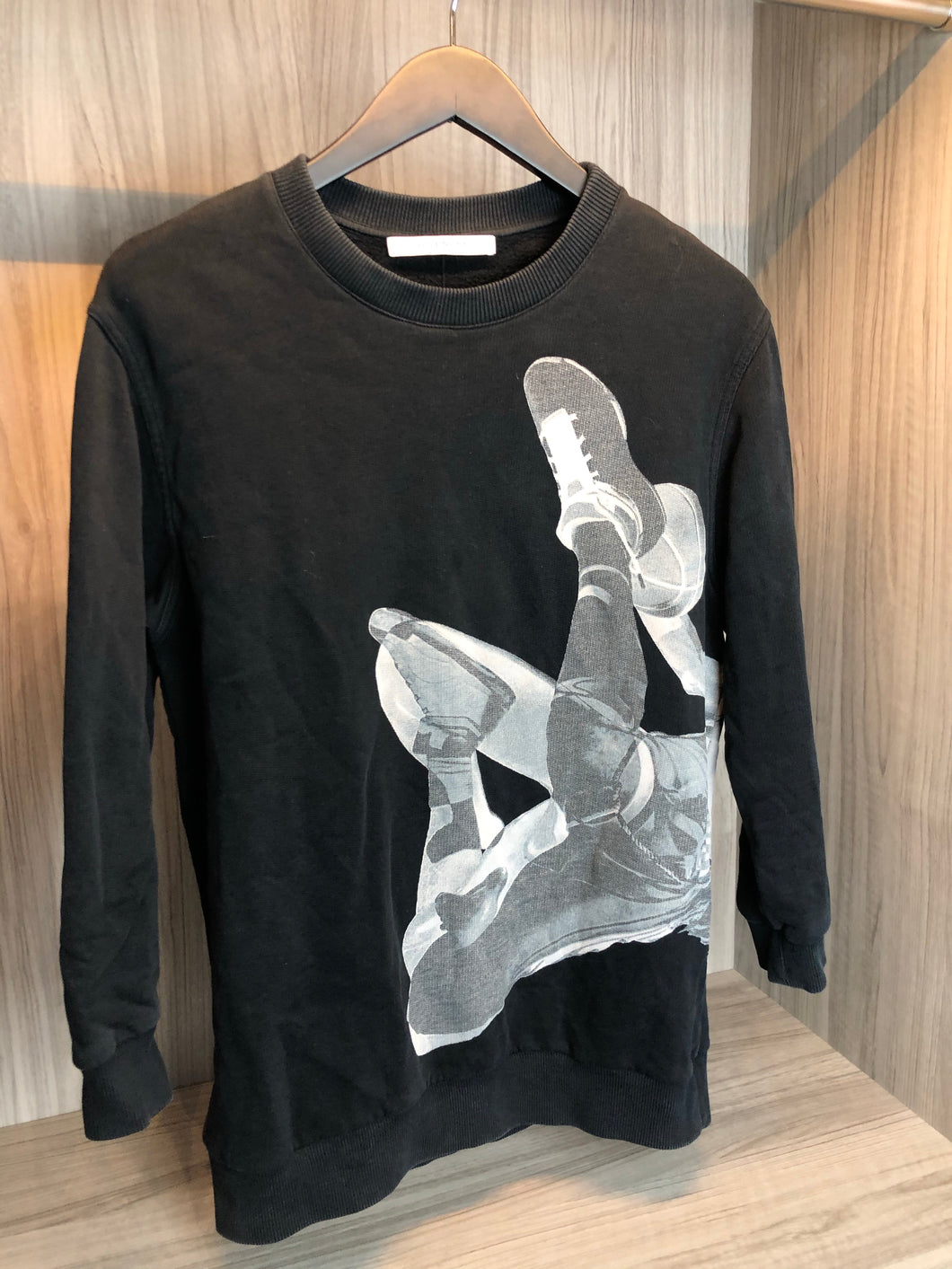 Givenchy basketball sweater sz XS